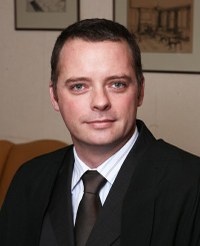 Dr Jonathan Cullen